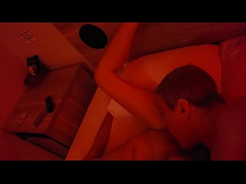 ❤️ စိုနေသော စောက်စေ့ကို နမ်းသည်။ Porn ဗီဒီယို မှာ ငါတို့မှာ ﹏